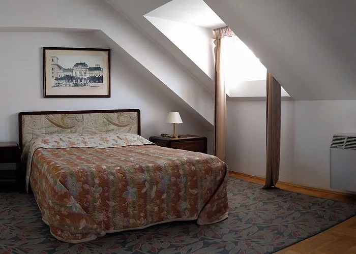 Várkapu Panzió Bed & Breakfast Eger