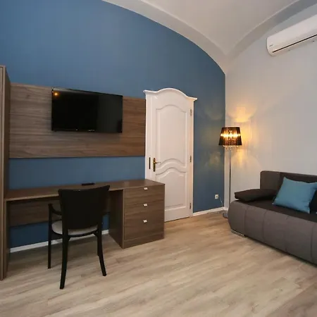 Couette-café Varkapu Panzio 3*